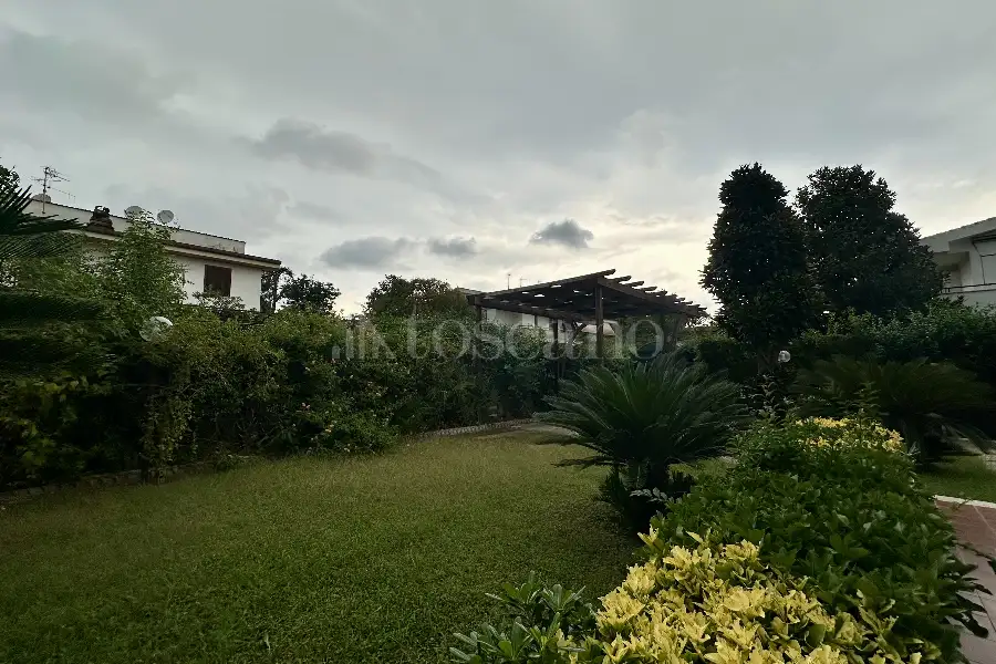 Villa Plurifamiliare in vendita di 97 mq a €275.000 (rif. 107/2026)