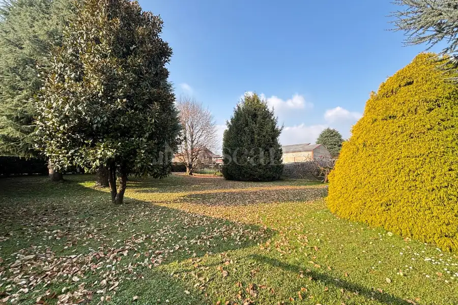 Edificabile Residenziali in vendita di 1.224 mq a €185.000 (rif. 10/2026)
