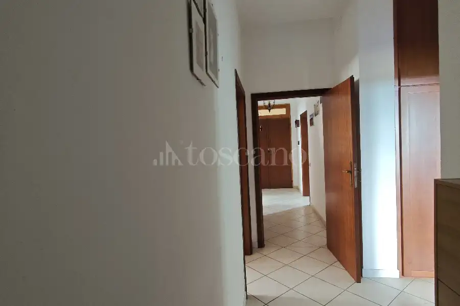 Casa in vendita di 270 mq a €340.000 (rif. 25/2026)