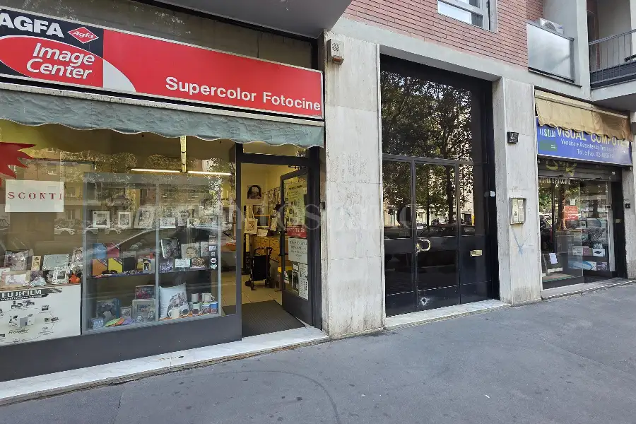 Negozio in vendita di 45 mq a €229.000 (rif. 17/2026)