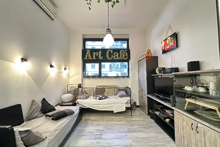 Loft in affitto di 90 mq a €1.100 (rif. 9/2026)