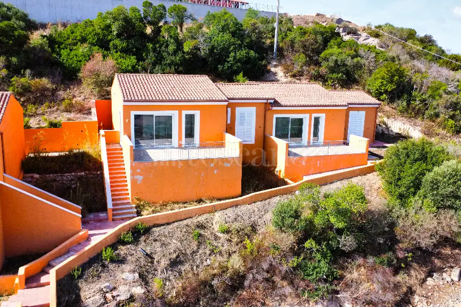 Villino a Schiera in vendita di 100 mq a €370.000 (rif. 10/2025)