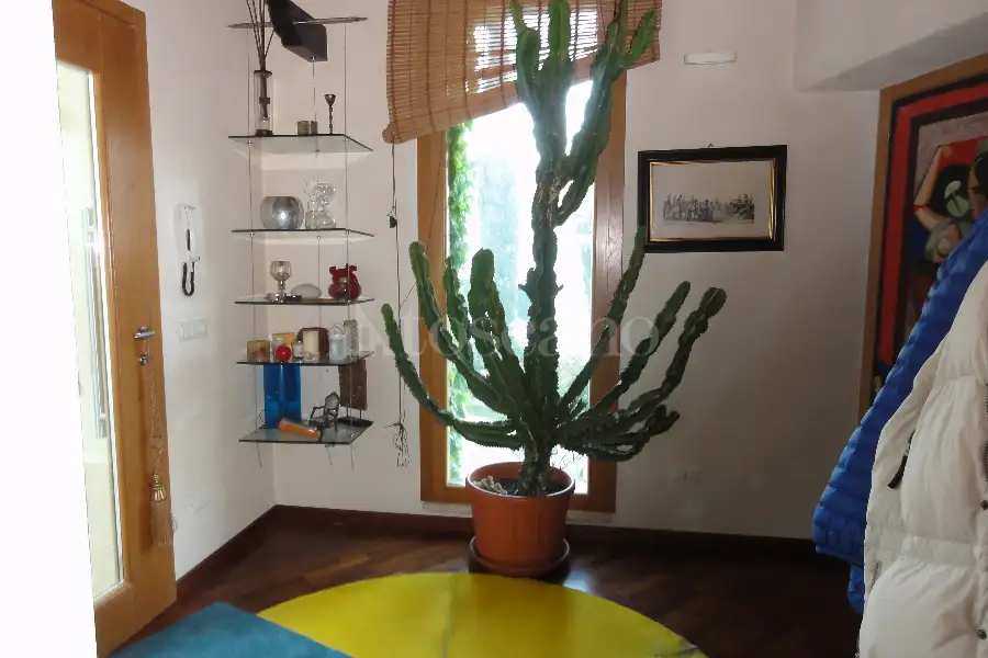 Villa in vendita di 260 mq a €265.000 (rif. 31/2022)