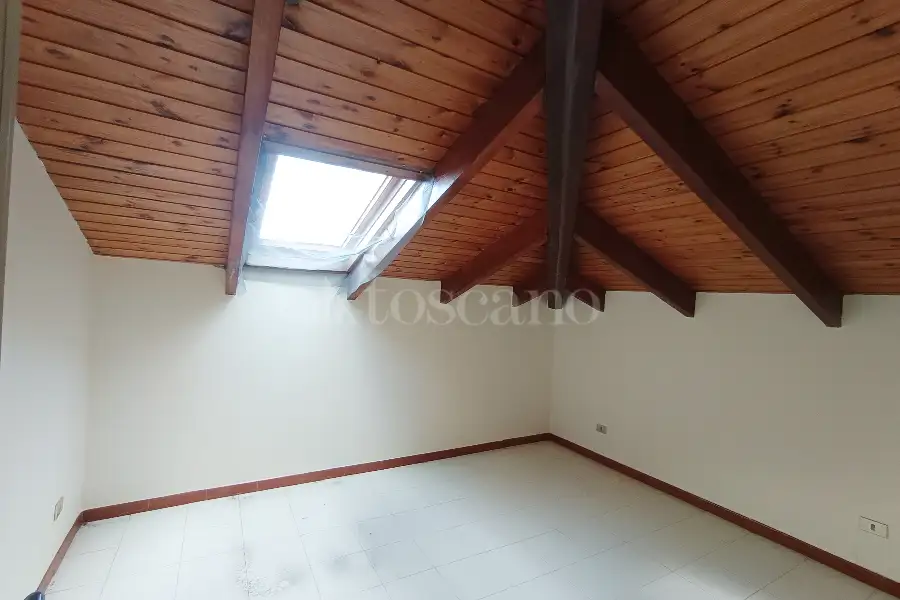 Villa in vendita di 365 mq a €490.000 (rif. 112/2025)