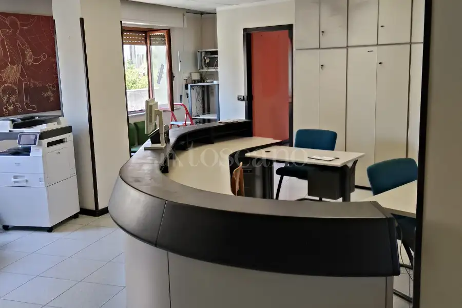 Ufficio in vendita di 180 mq a €269.000 (rif. 48/2026)