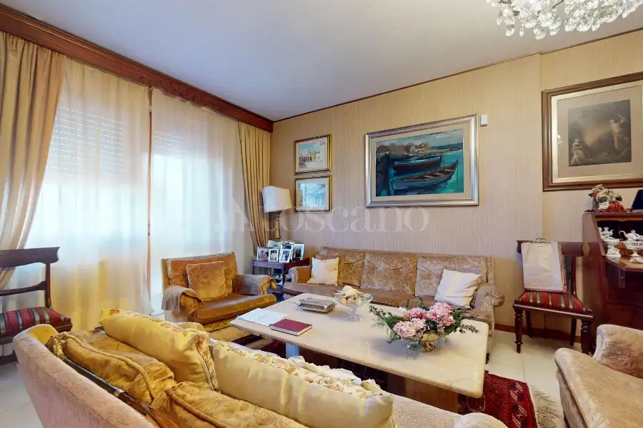 Villa Bifamiliare in vendita di 210 mq a €355.000 (rif. 12/2026)