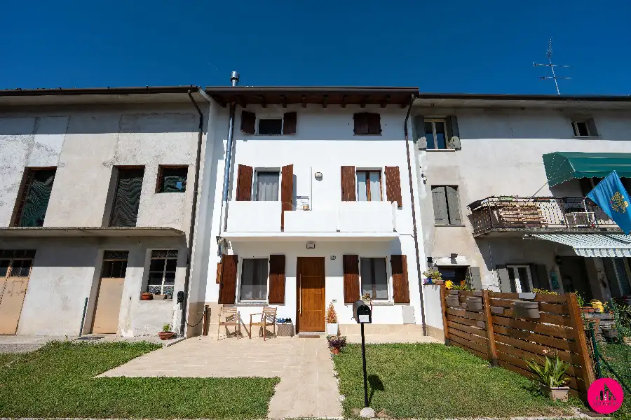 Villino a Schiera in vendita di 105 mq a €175.000 (rif. 158/2026)