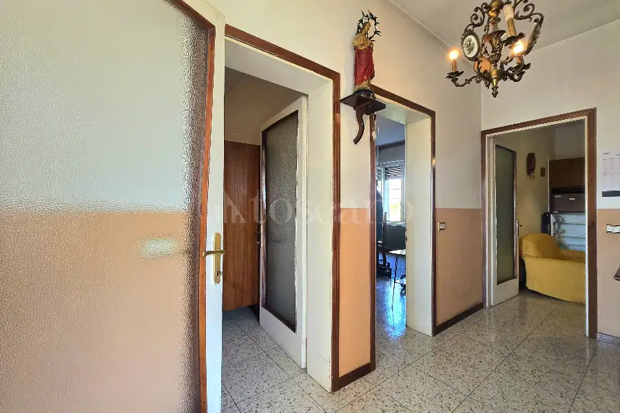 Casa Indipendente in vendita di 350 mq a €350.000 (rif. 53/2025)