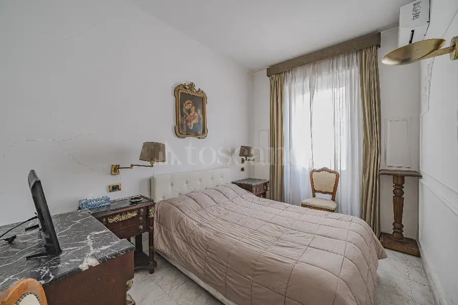 Villa in vendita di 210 mq a €980.000 (rif. 50/2026)