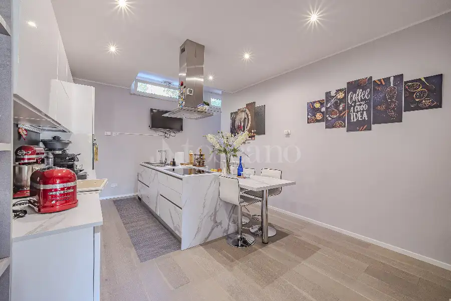 Casa in vendita di 220 mq a €799.000 (rif. 35/2026)