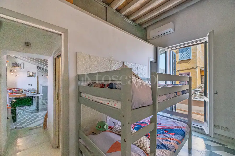 Attico in vendita di 250 mq a €2.700.000 (rif. 46/2026)