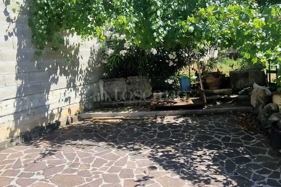 Villa in vendita di 500 mq a €520.000 (rif. 104/2025)