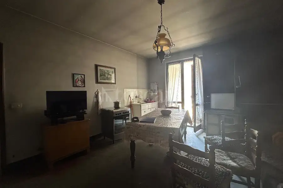 Villa Bifamiliare in vendita di 202 mq a €110.000 (rif. 57/2026)