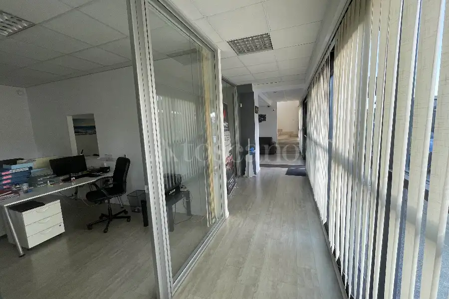Capannone in vendita di 1.000 mq a €1.900.000 (rif. 15/2026)