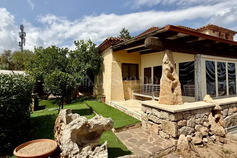 Villa in vendita di 155 mq a €1.950.000 (rif. 53/2025)