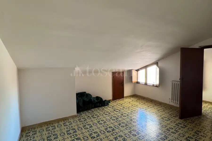 Mansarda in vendita di 87 mq a €49.000 (rif. 31/2026)