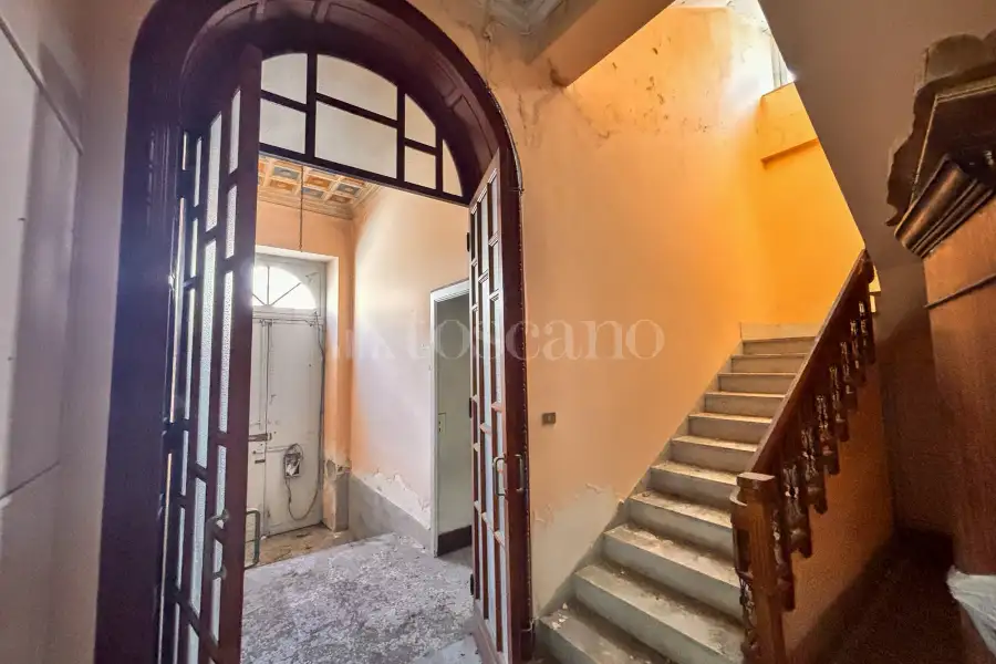 Casa Indipendente in vendita di 313 mq a €295.000 (rif. 134/2026)