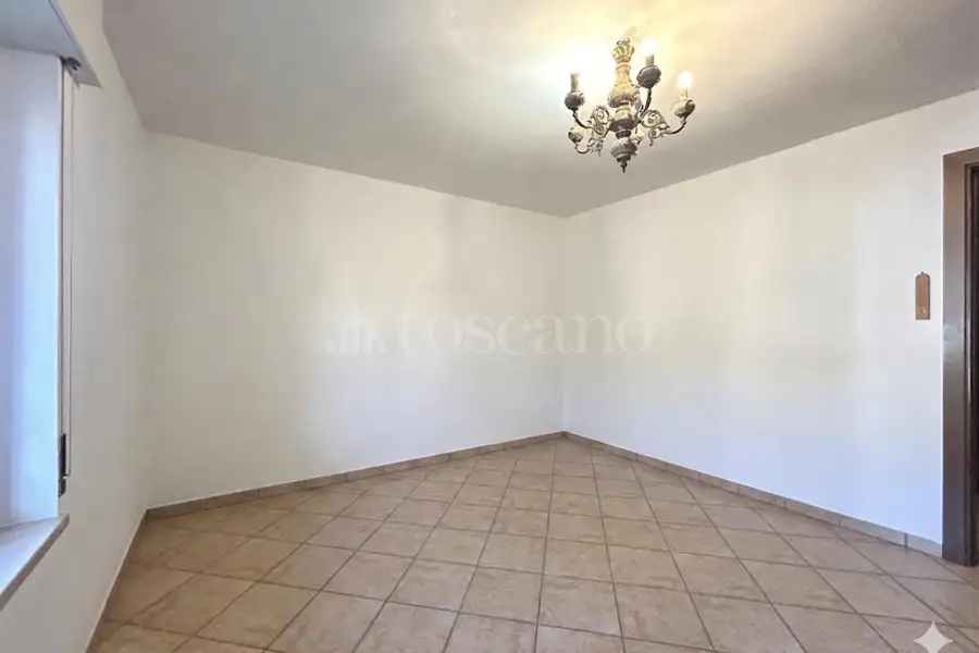 Magazzino in vendita di 143 mq a €195.000 (rif. 28/2026)