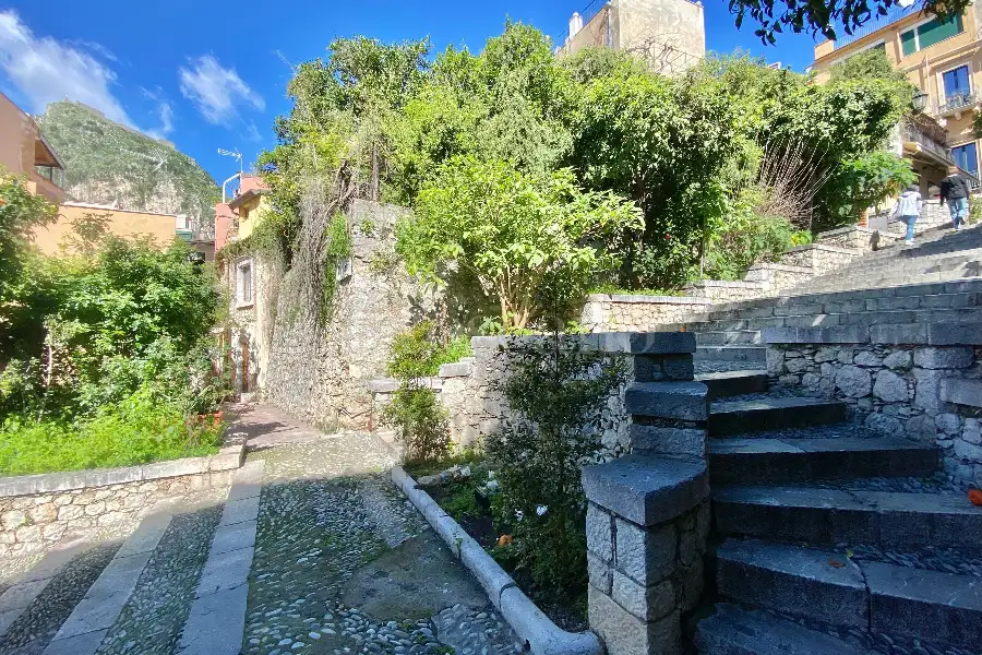Palazzo in vendita di 106 mq a €435.000 (rif. 18/2025)