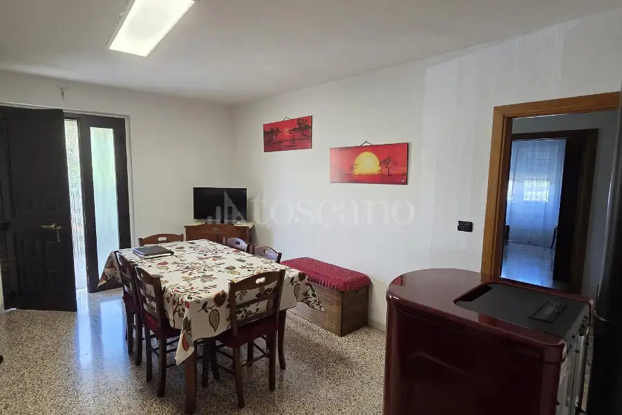 Casale in vendita di 300 mq a €200.000 (rif. 21/2026)