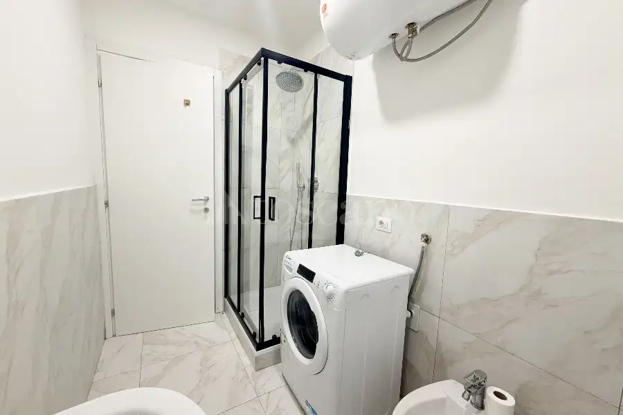 Negozio in vendita di 55 mq a €480.000 (rif. 120/2026)