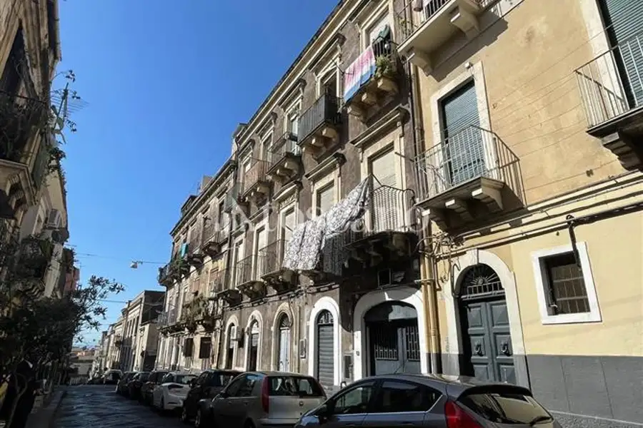 Palazzo in vendita di 762 mq a €880.000 (rif. 24/2026)