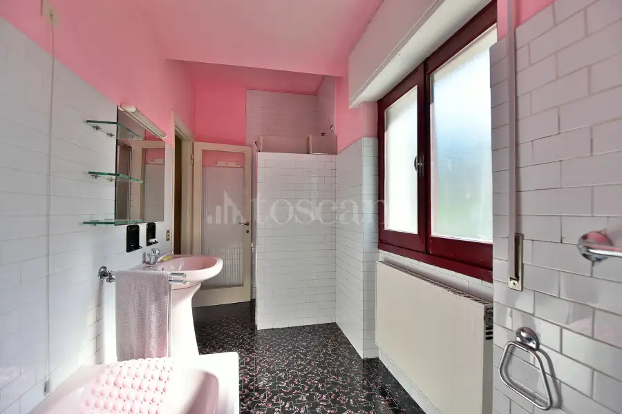 Villa Bifamiliare in vendita di 250 mq a €485.000 (rif. 16/2026)
