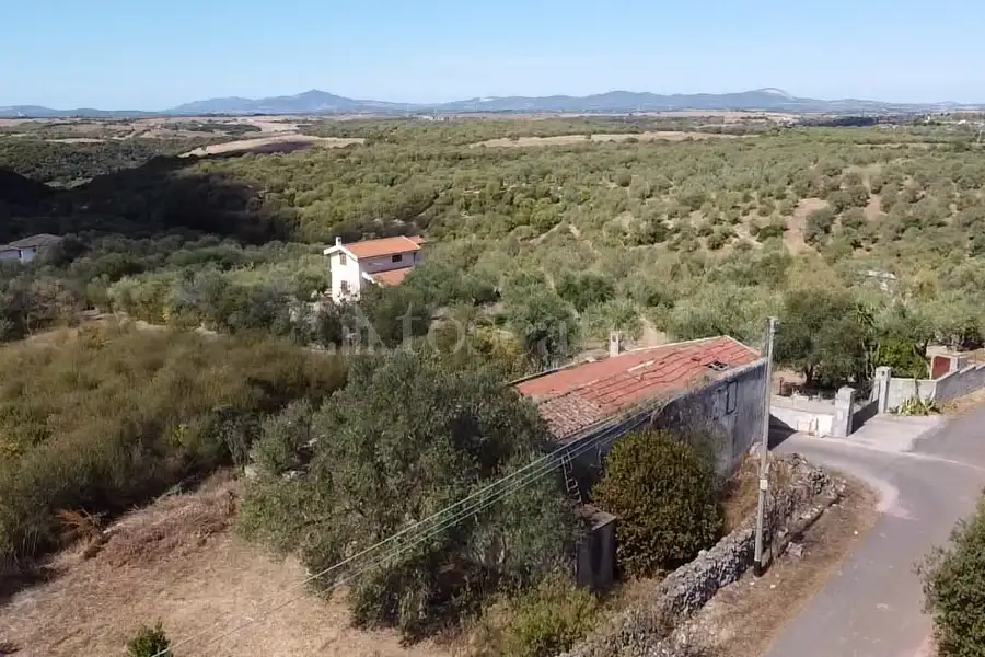Casale in vendita di 120 mq a €85.000 (rif. 201/2026)