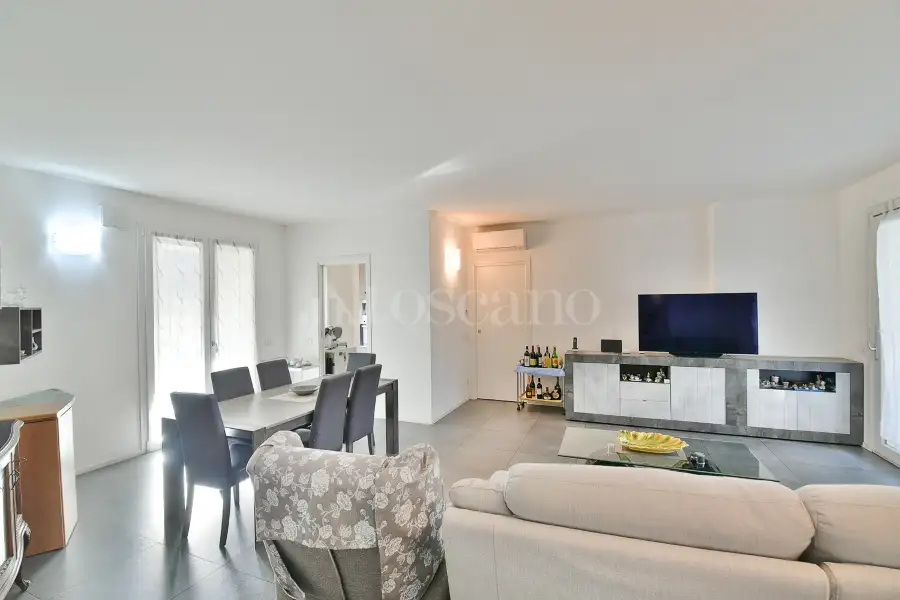 Casa in vendita di 145 mq a €795.000 (rif. 9/2026)