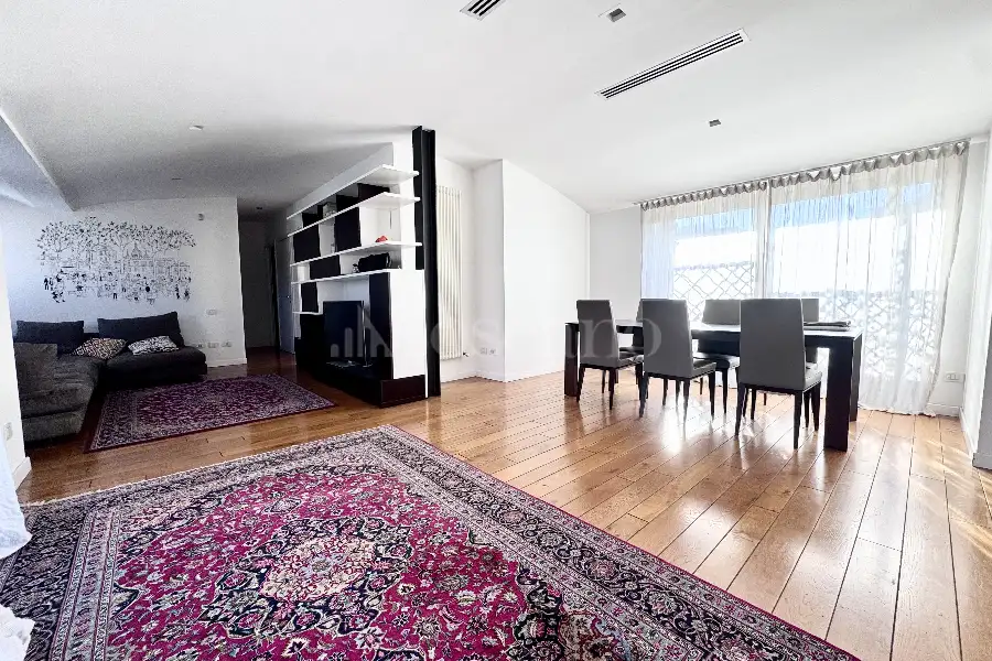 Casa in affitto di 145 mq a €3.200 (rif. 159/2025)