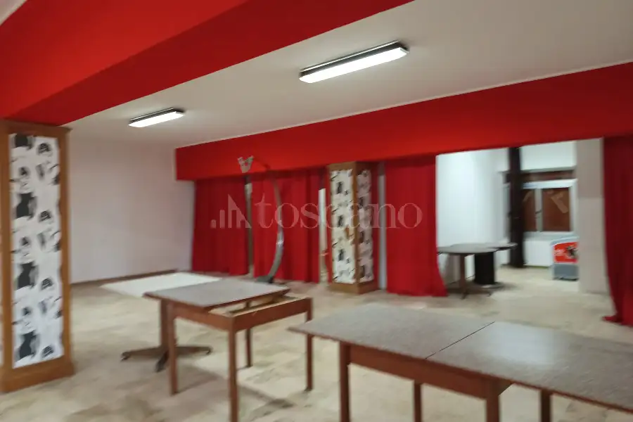 Magazzino in vendita di 1.800 mq a €1.050.000 (rif. 35/2026)
