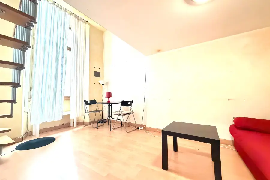 Casa in affitto di 40 mq a €900 (rif. 33/2026)