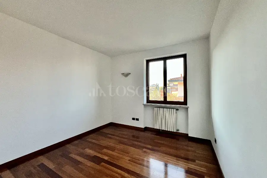 Villa Bifamiliare in vendita di 315 mq a €1.200.000 (rif. 7/2026)