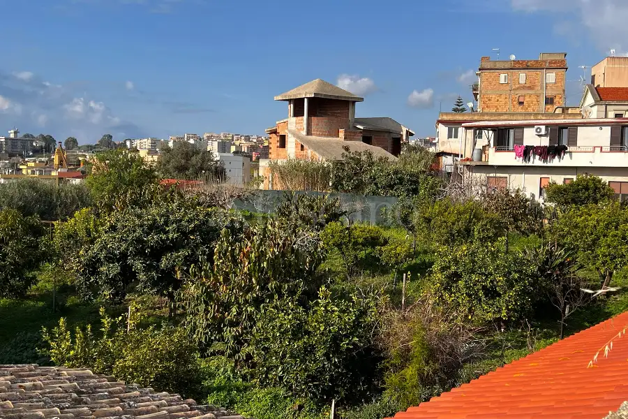 Casa Indipendente in vendita di 420 mq a €270.000 (rif. 5/2026)