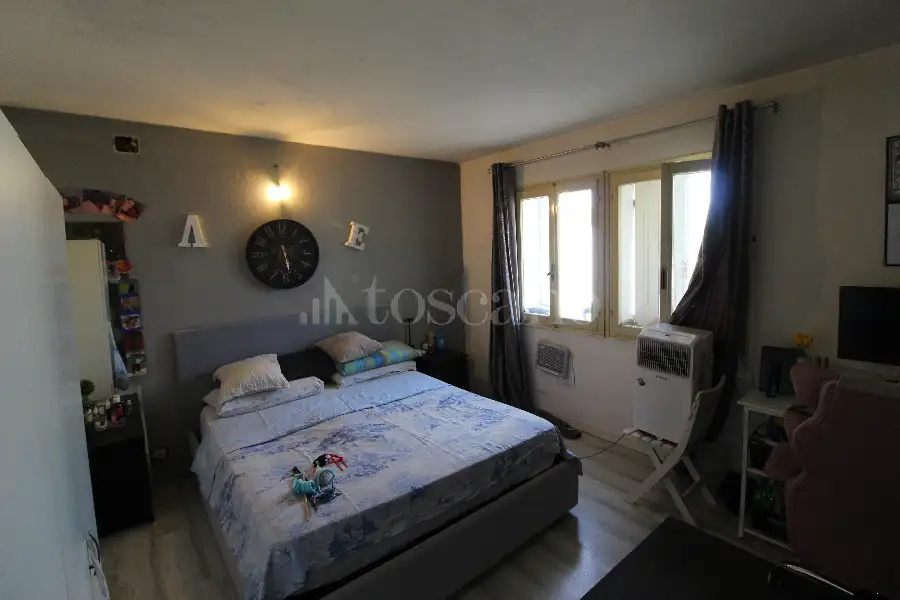 Casa Indipendente in vendita di 230 mq a €199.000 (rif. 100/2026)