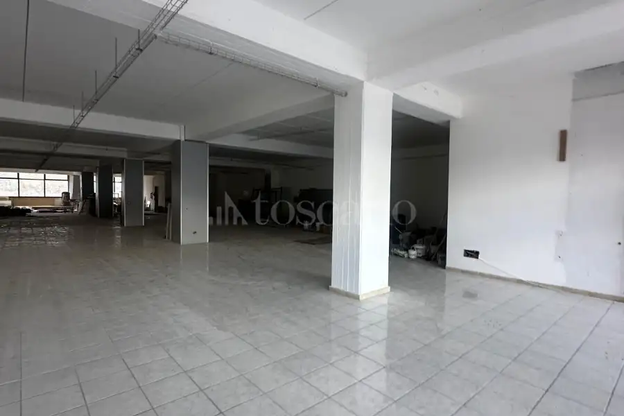 Negozio in affitto di 2.100 mq trattativa riservata (rif. 4/2026)