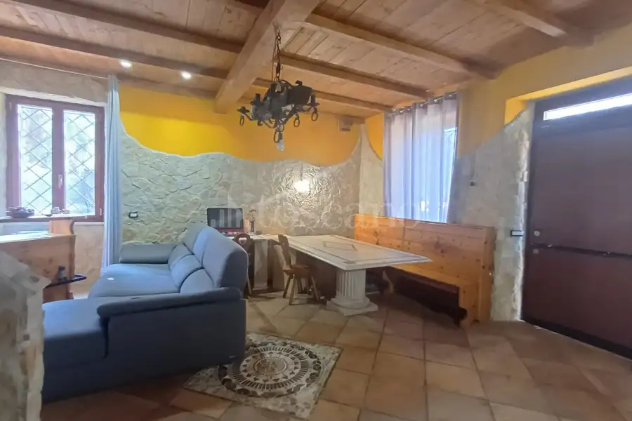 Villa in vendita di 140 mq a €1.200.000 (rif. 22/2026)