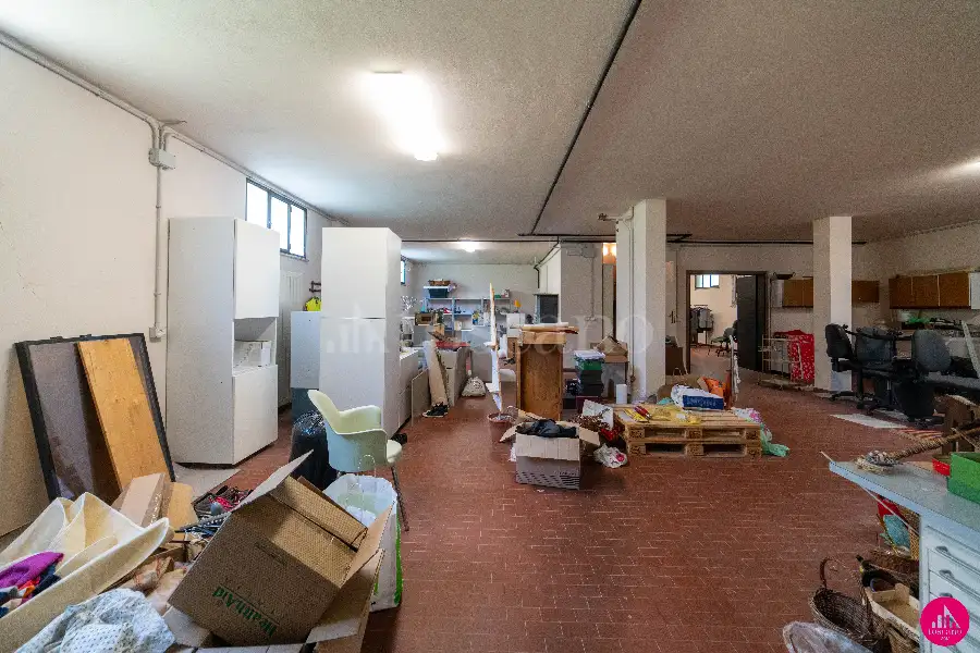 Villino a Schiera in vendita di 270 mq a €299.000 (rif. 98/2025)