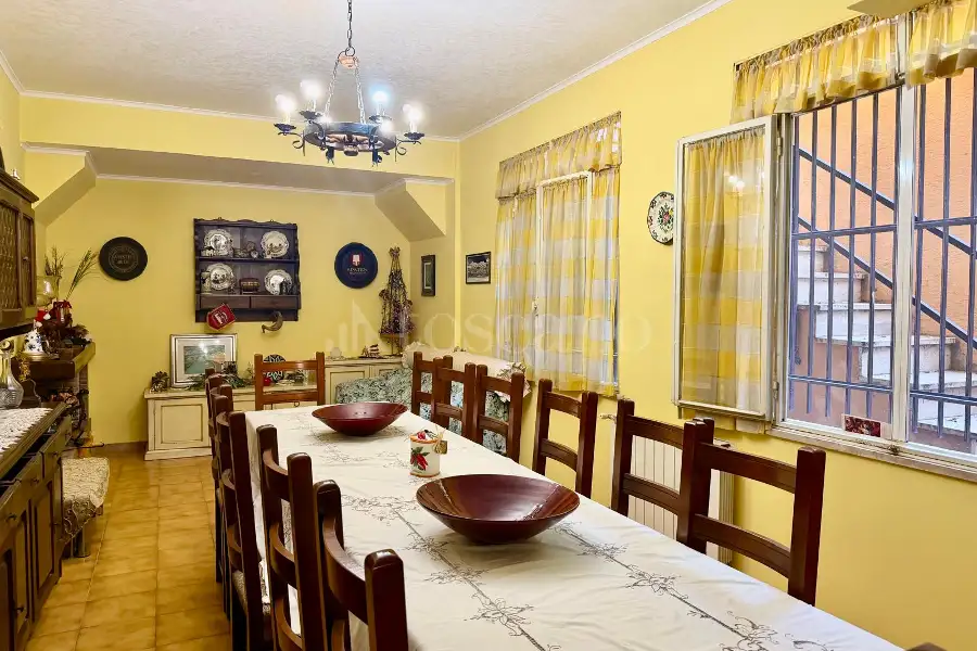 Villino a Schiera in vendita di 205 mq a €589.000 (rif. 40/2026)