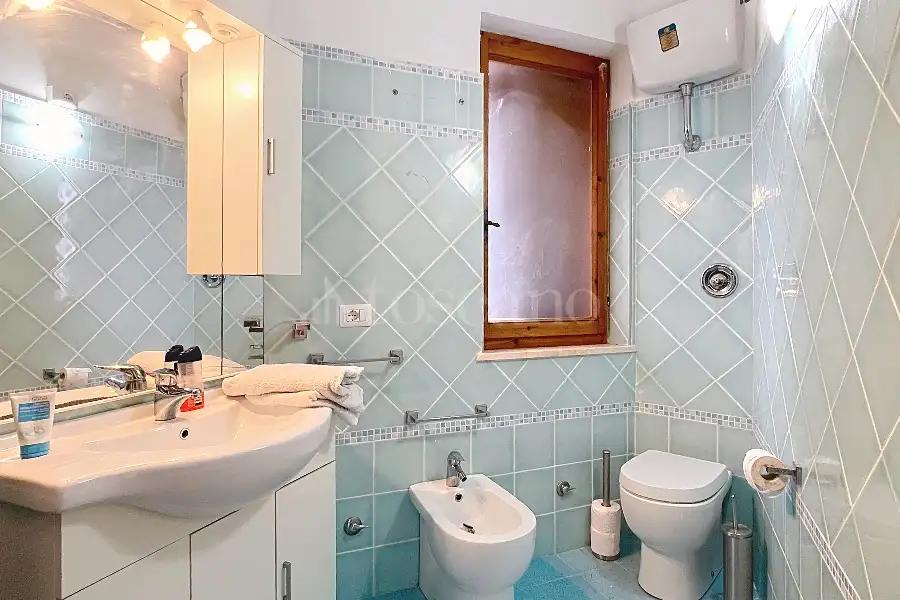 Casa Indipendente in vendita di 300 mq a €330.000 (rif. 24/2026)
