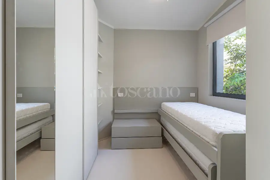 Casa Indipendente in vendita di 185 mq a €1.680.000 (rif. 8/2026)