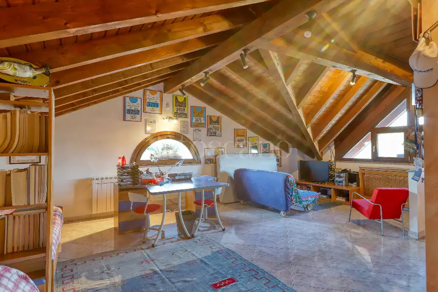 Villino a Schiera in vendita di 240 mq a €430.000 (rif. 133/2026)