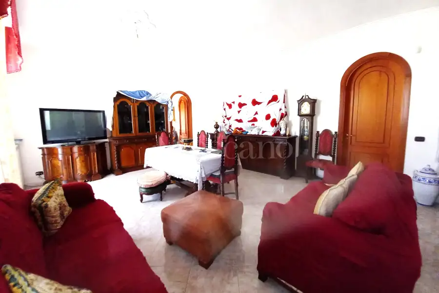 Villa in vendita di 300 mq trattativa riservata (rif. 45/2024)