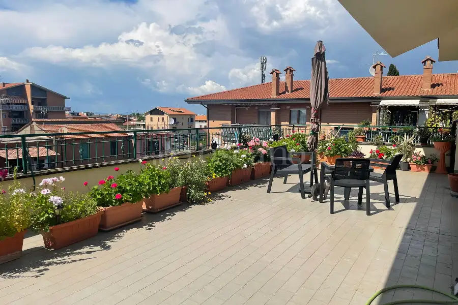 Attico in vendita di 92 mq a €275.000 (rif. 28/2025)