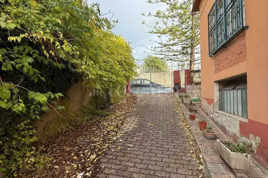 Casa Indipendente in vendita di 200 mq a €149.000 (rif. 185/2025)