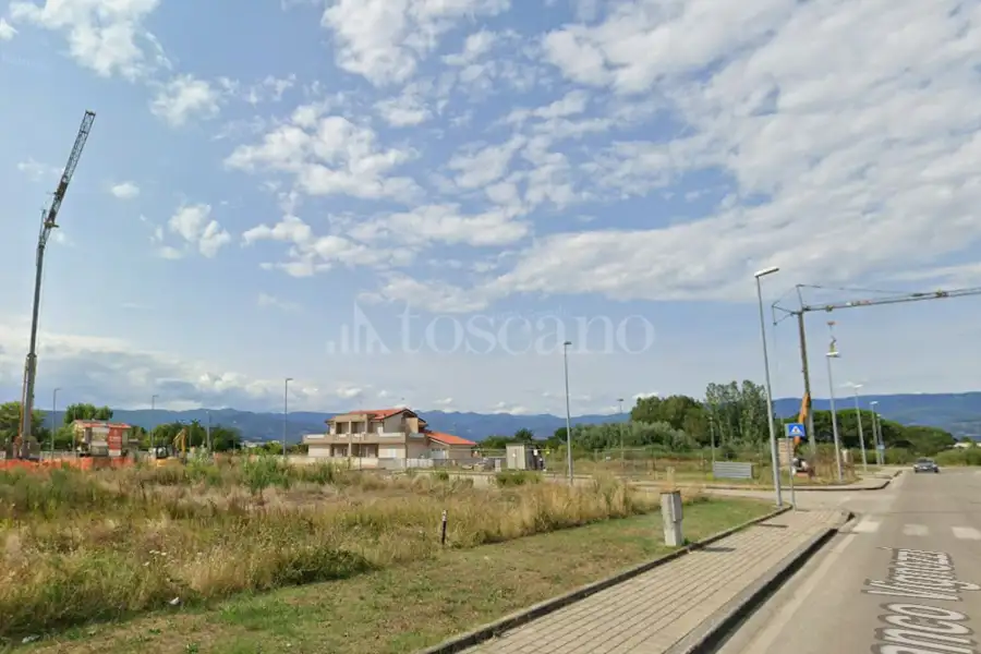 Edificabile Residenziali in vendita di 4.000 mq a €450.000 (rif. 33/2024)