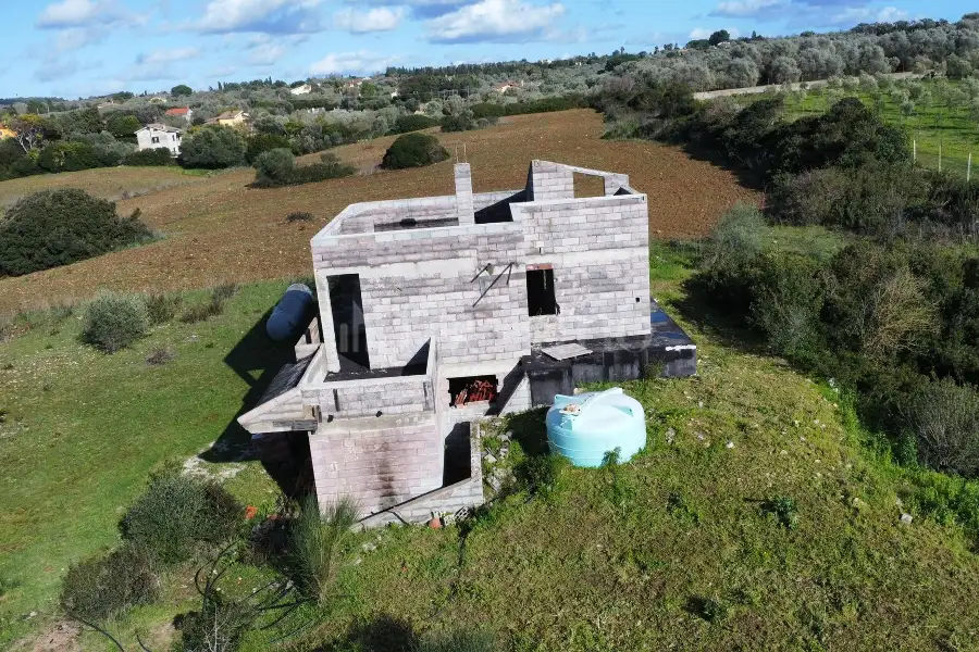 Casa Indipendente in vendita di 130 mq a €130.000 (rif. 21/2026)