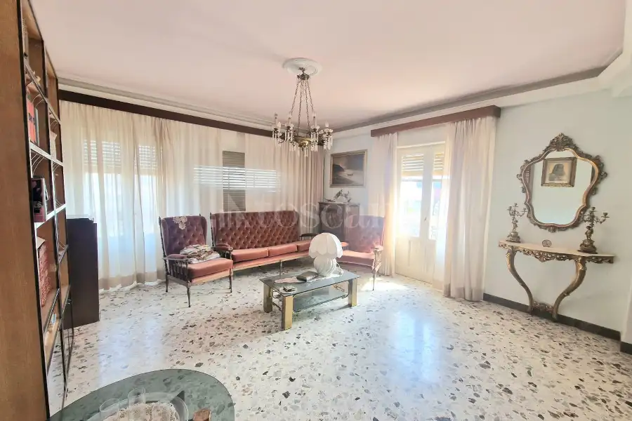 Villa in vendita di 275 mq a €275.000 (rif. 61/2026)