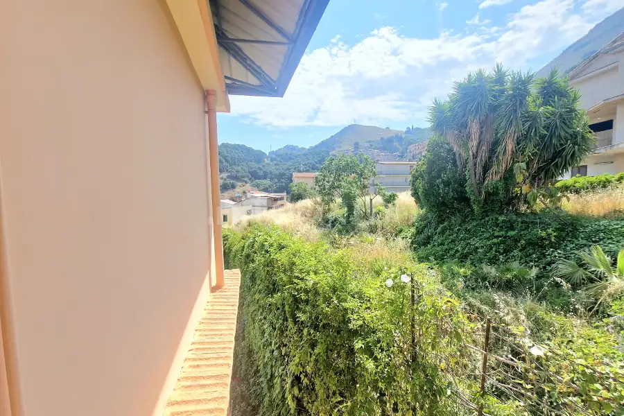 Villa in vendita di 275 mq a €275.000 (rif. 61/2026)