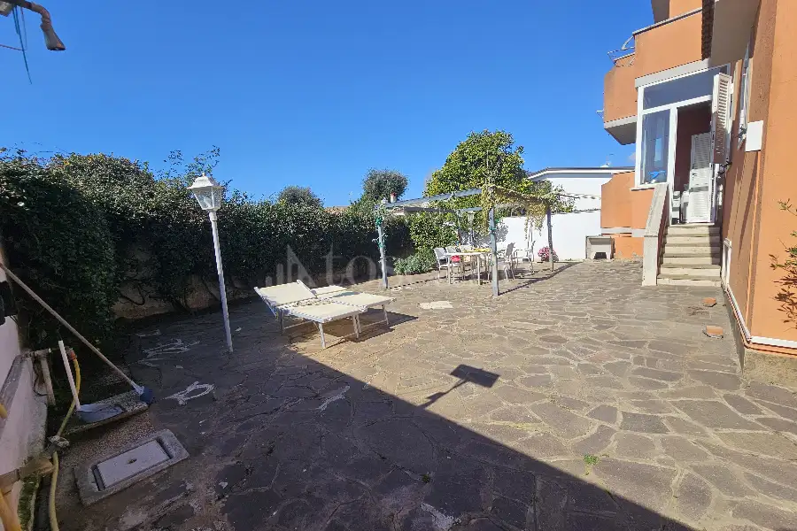 Villa Bifamiliare in vendita di 200 mq a €299.000 (rif. 141/2025)